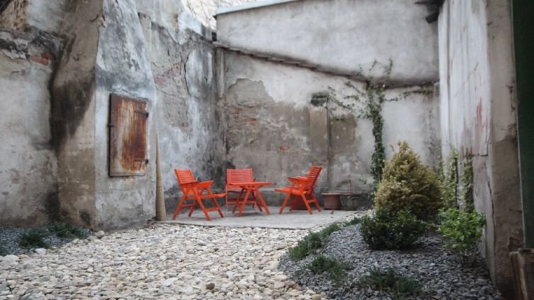 Сликаме мурал